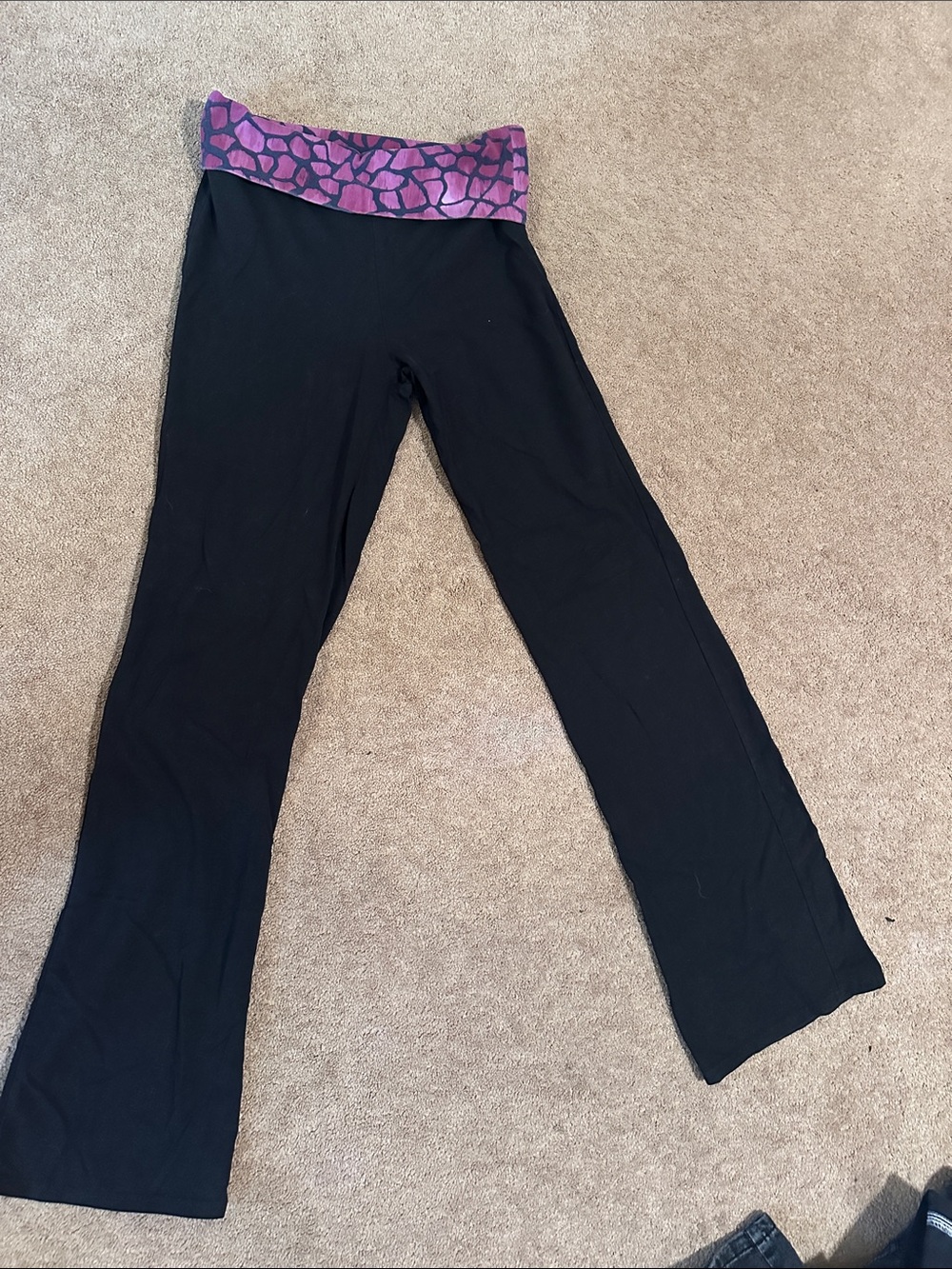 Everlast Black Leggings with Purple Patterned Waistband